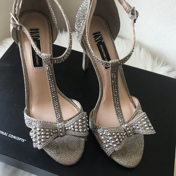 inc bow heels